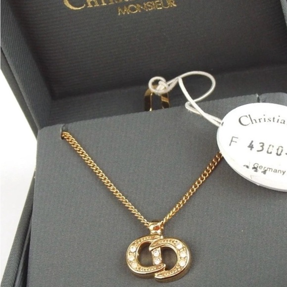 CHRISTIAN DIOR Gold CD Tie Chain - Picture 6 of 7